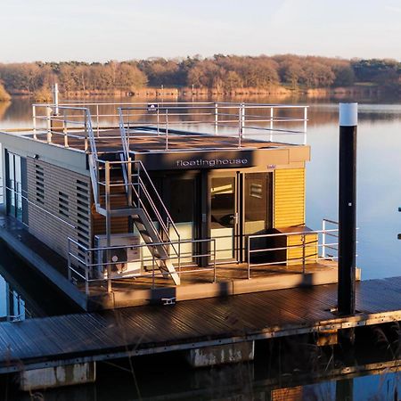 Vakantie & Resort Leukermeer Well  Exterior photo