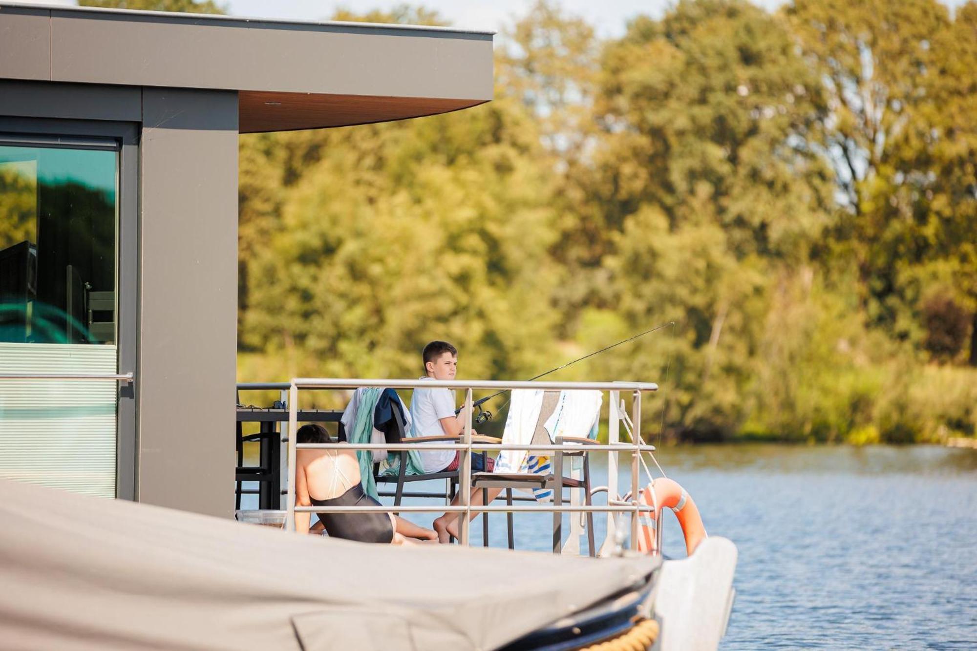 Vakantie & Resort Leukermeer Well  Exterior photo