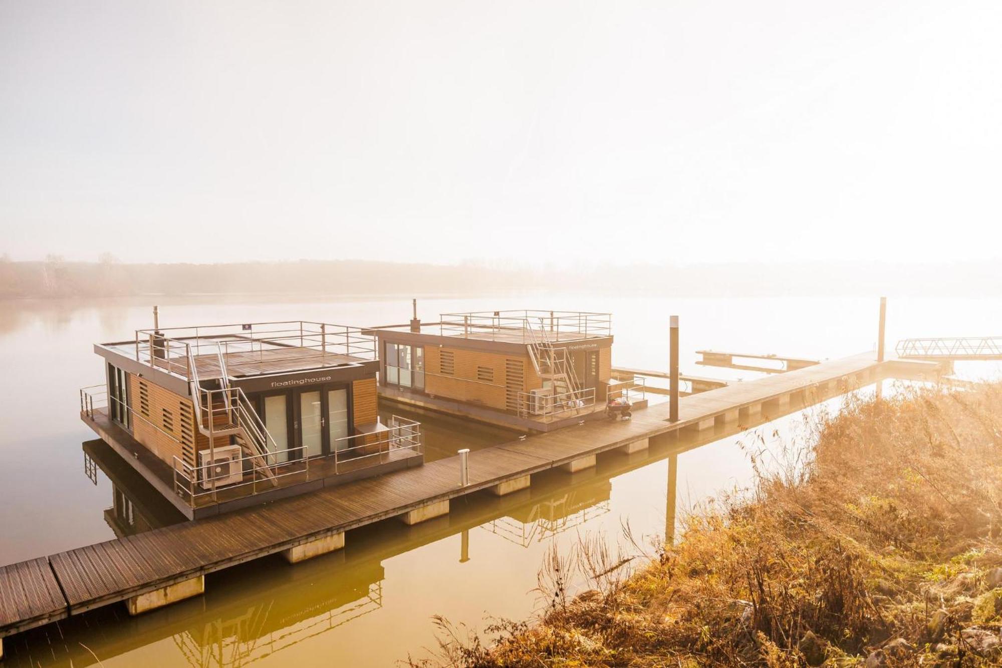 Vakantie & Resort Leukermeer Well  Exterior photo