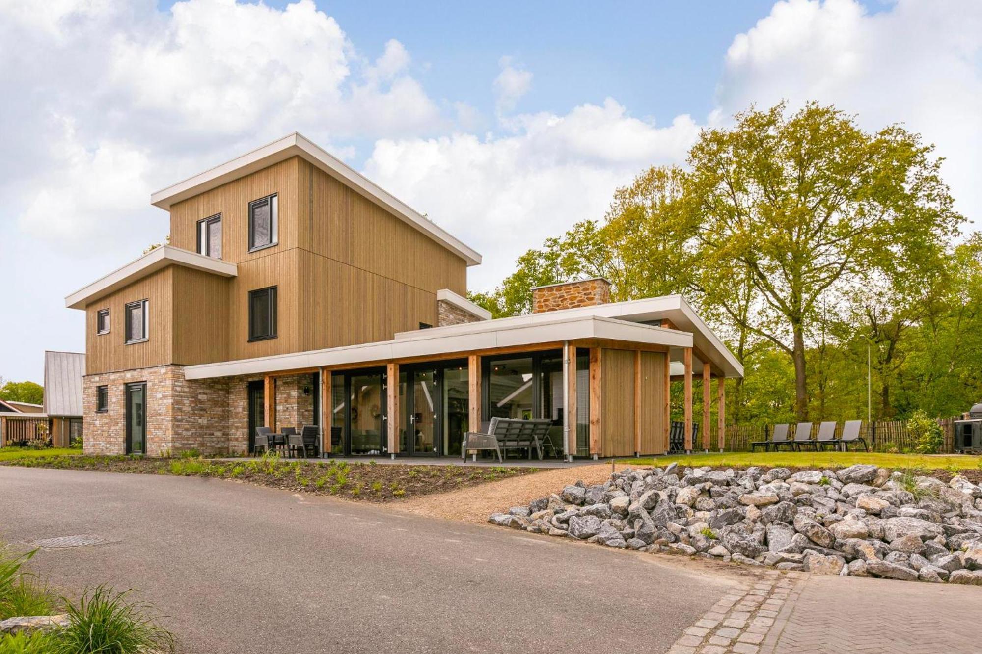 Vakantie & Resort Leukermeer Well  Exterior photo